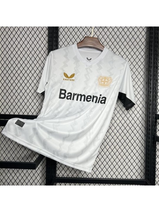 Conjunto de chaqueta y pantalón de entrenamiento del Real Madrid 24/25