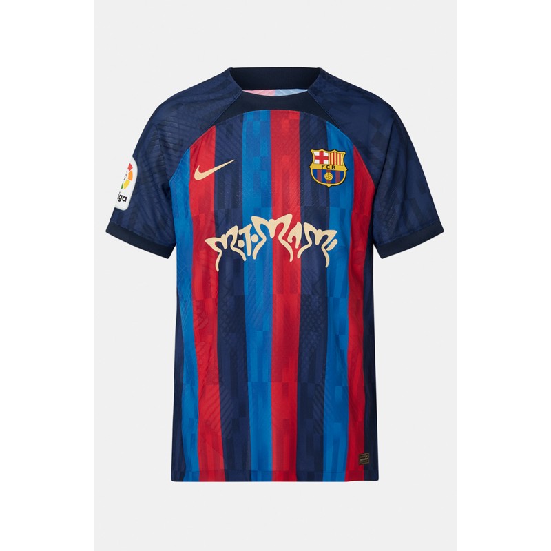 Camiseta Edición Limitada Motomami de Rosalía de la 1a equipación masculina del FC b-arcelona 22/23