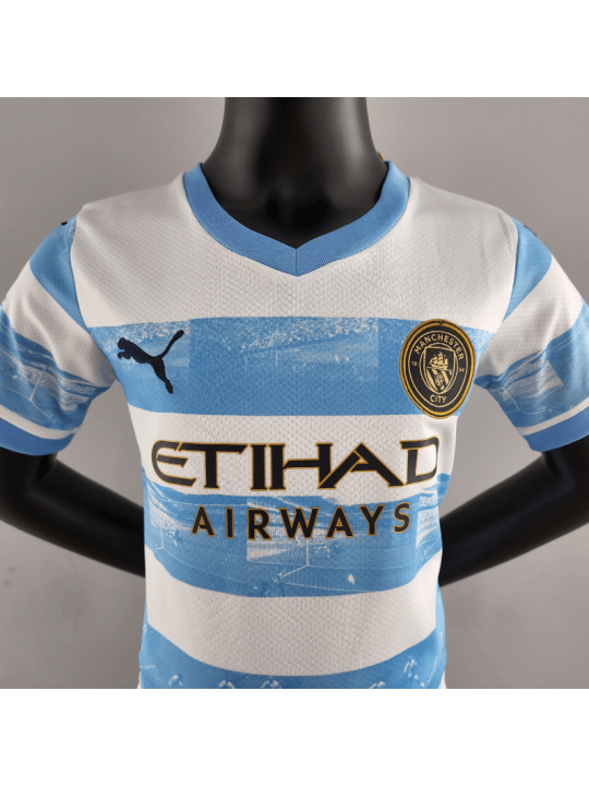 Camiseta 22/23 Manchester City Conmemorativa Blanca Azul NIÑO